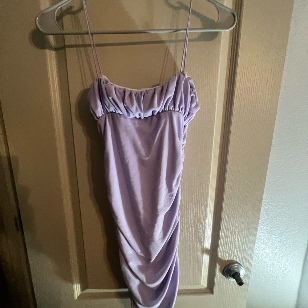 Elegant Lavender Spaghetti Strap Dress